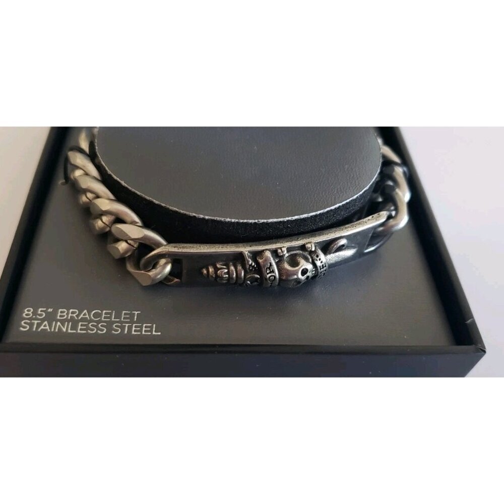 ED HARDY MEN'S STAINLESS STEEL SILVER TONE ANTIQUE "DO OR DIE" SKULL BRACELET - Picture 4 of 8